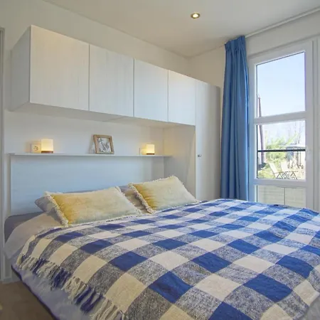 Cube Anker Am Veluwemeer Im Europarcs Bad Hoophuizen Holiday home Hulshorst